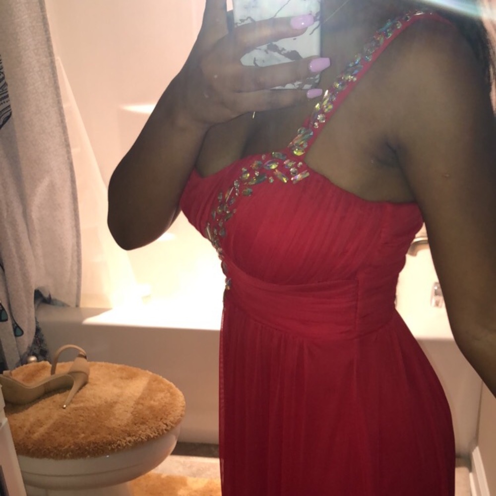 PROM DRESS AND PROM SHOES! - Picture 5 of 8